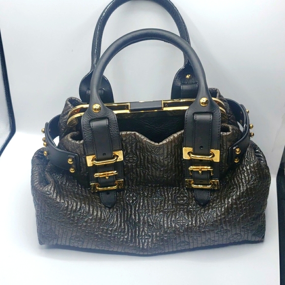 LOUIS VUITTON BAG ONE SIZE COLOR BLACK WITH GOLD HARDWARE 100% AUTHENTIC - Picture 17 of 17